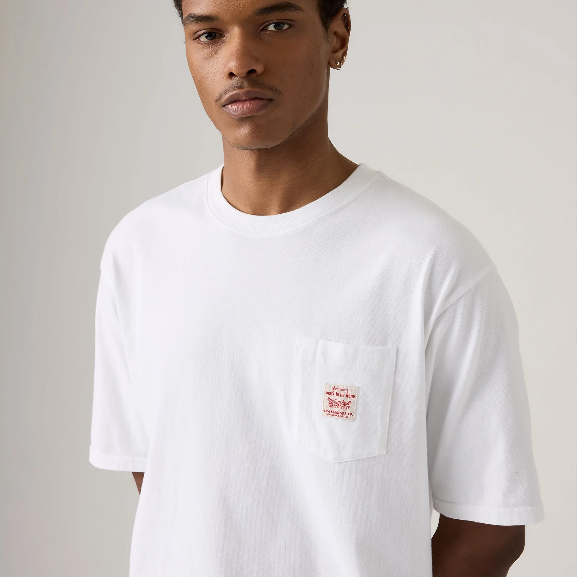Levi's® Men's Workwear T-Shirt - Image 4