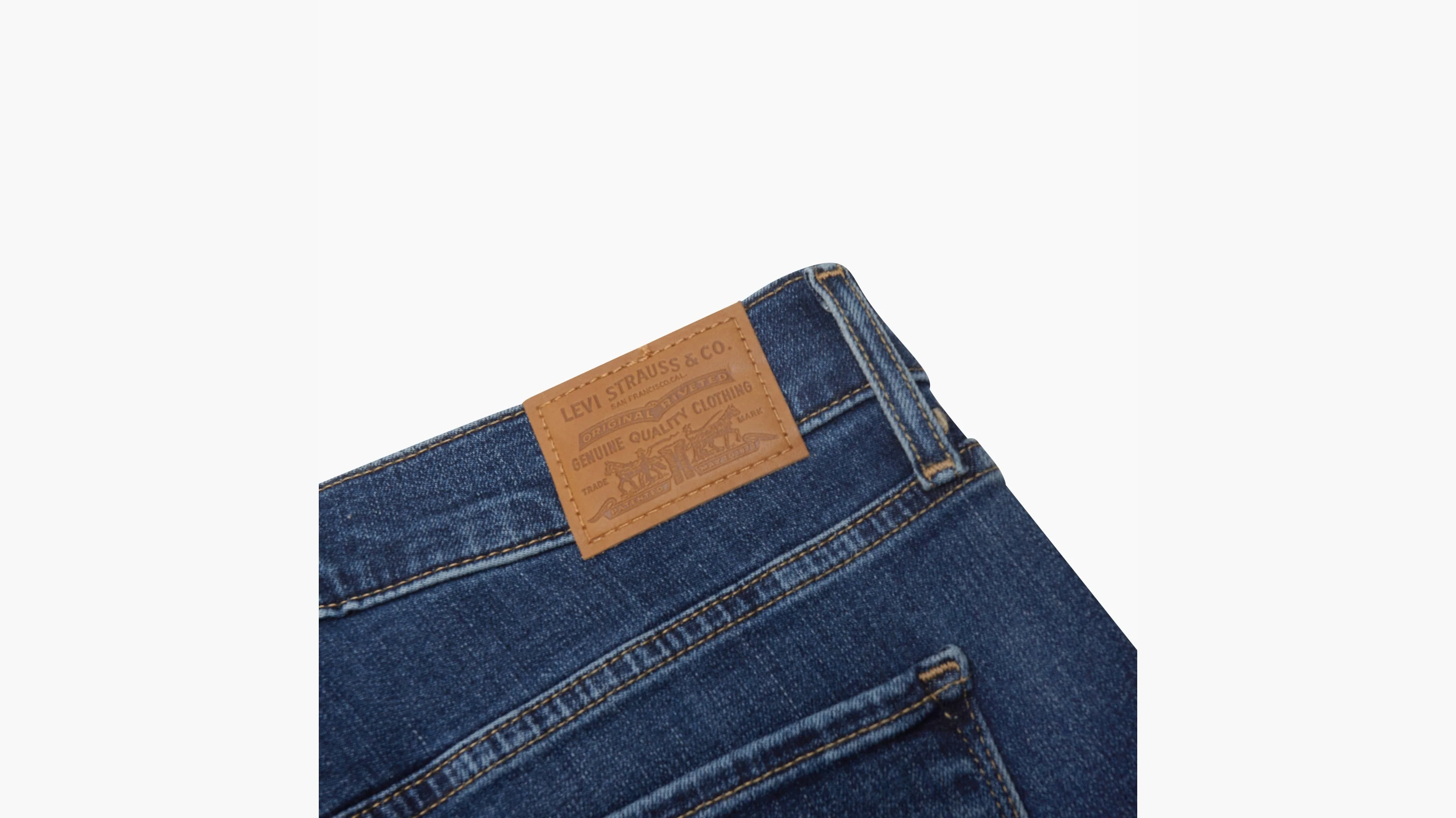 Levi's® Women's 314 Shaping Straight Jeans - Image 9