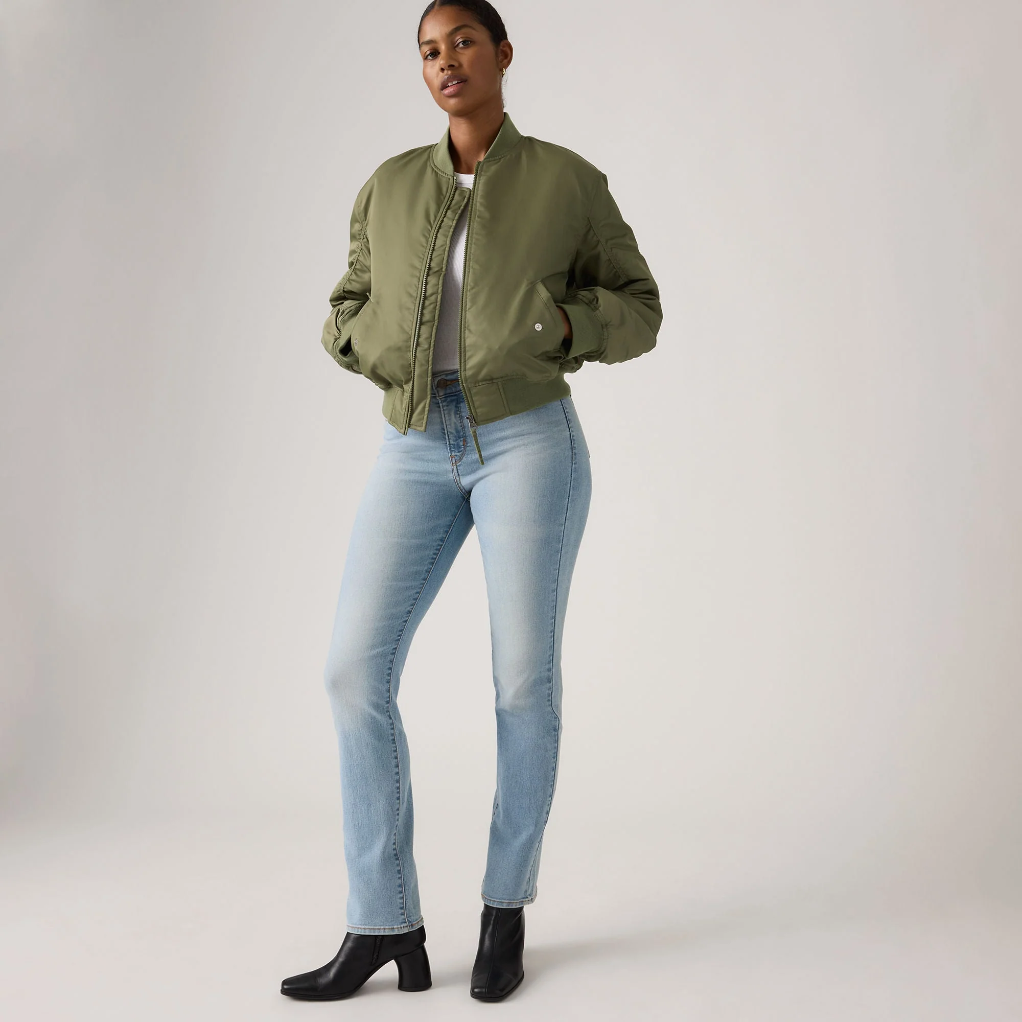 Levi's® Women's 314 Shaping Straight Jeans - Image 4