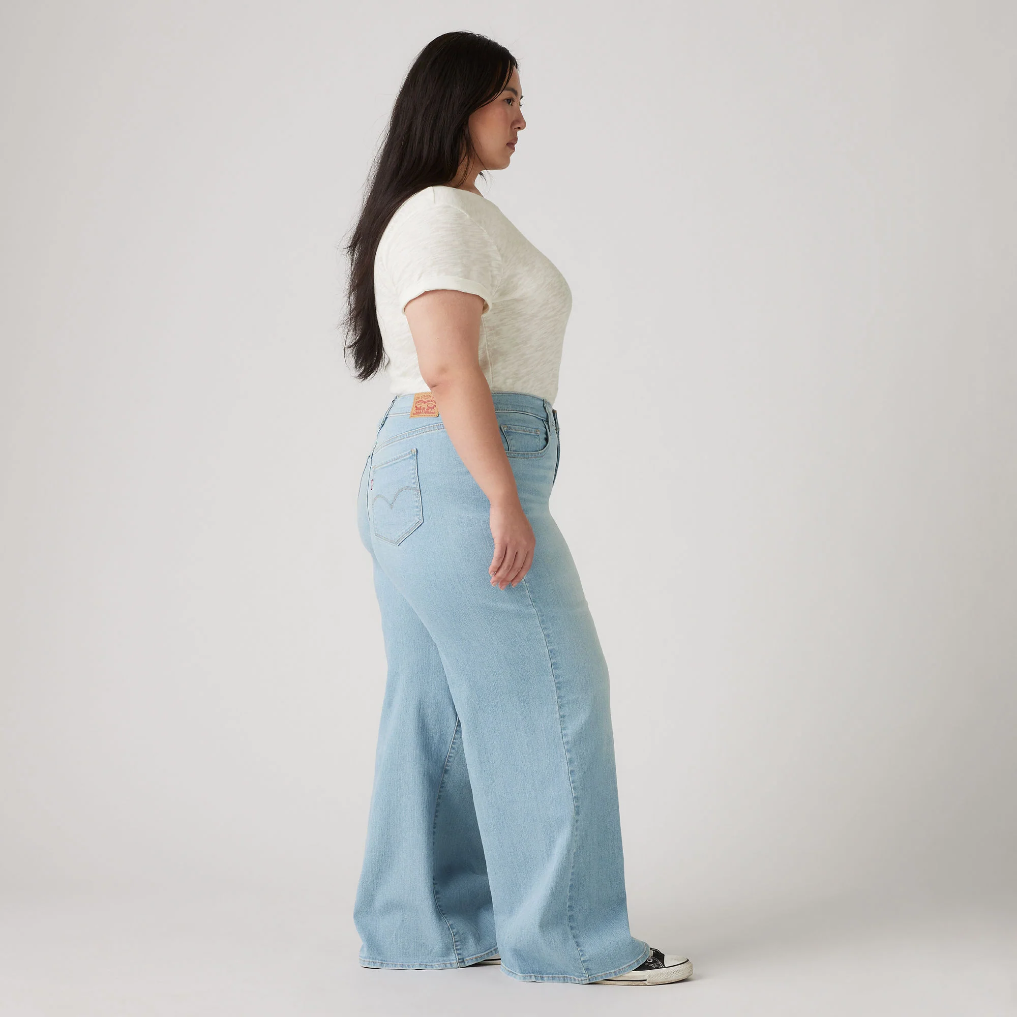 Levi's® Women's 318 Shaping Wide-Leg Jeans (Plus Size) - Image 3