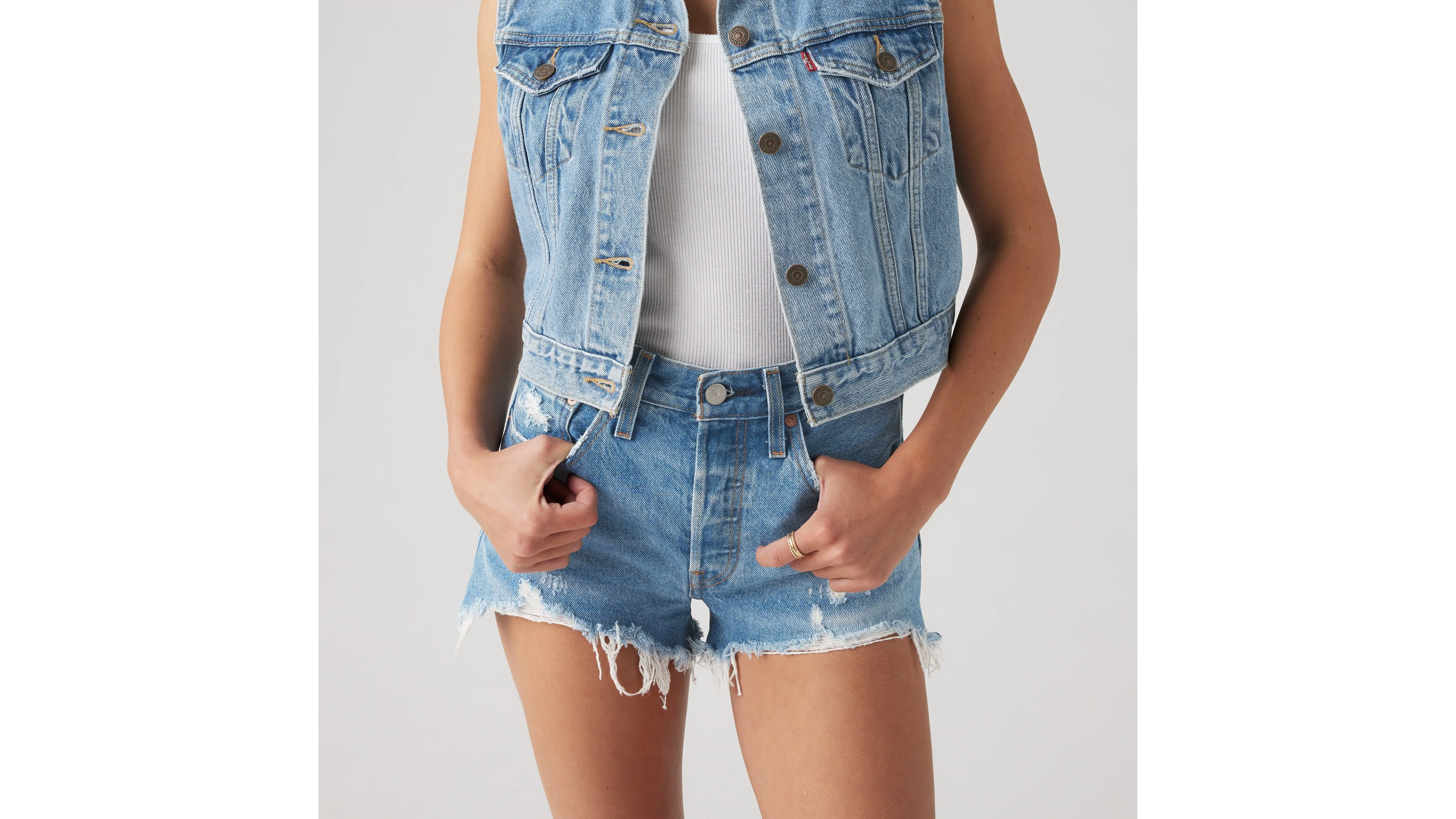 Levi's® Women's 501® Original High-Rise Jean Shorts - Image 5