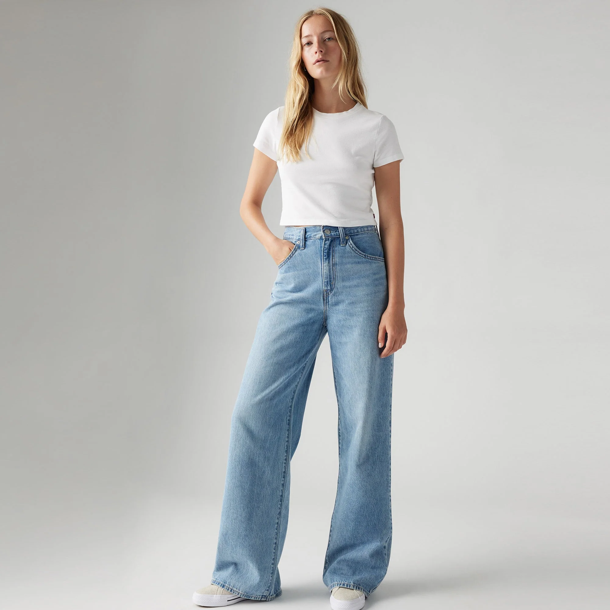 Levi's® Women's Cinch Baggy Jeans - Image 4