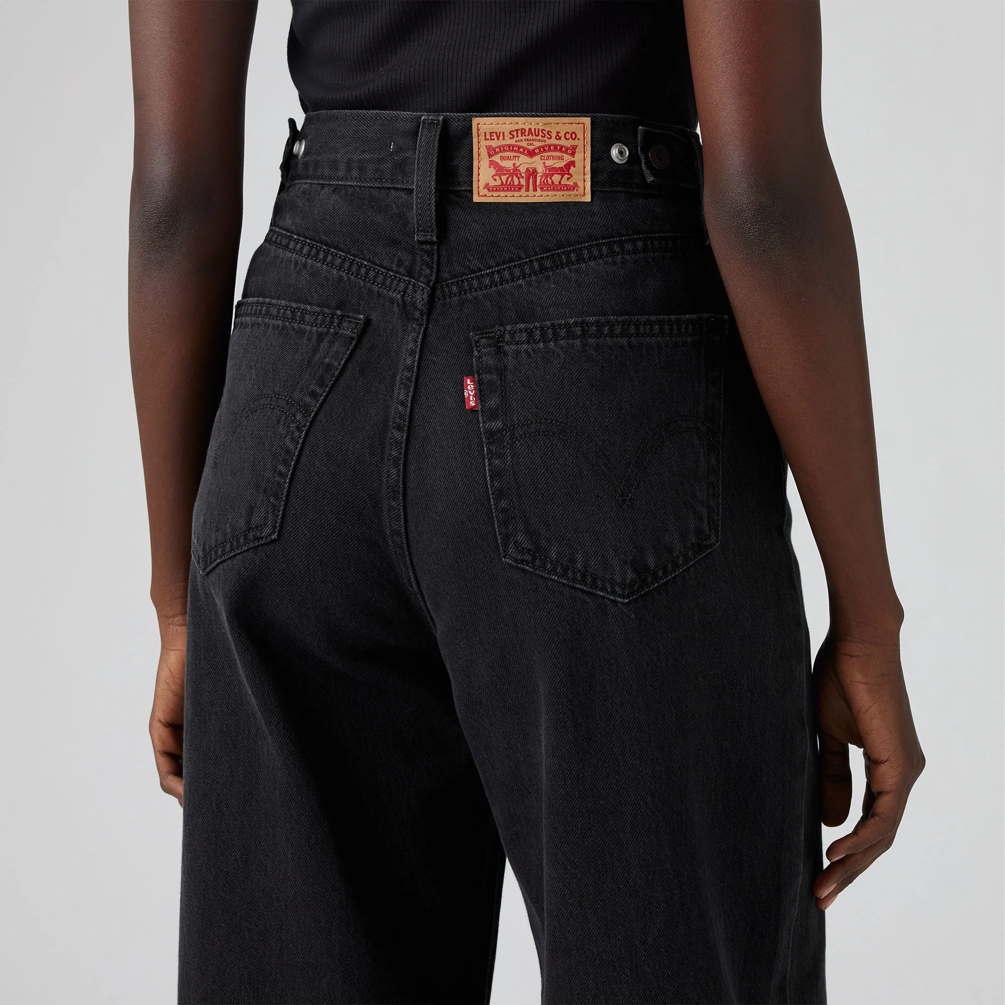 Levi's® Women's Cinch Baggy Jeans - Image 6