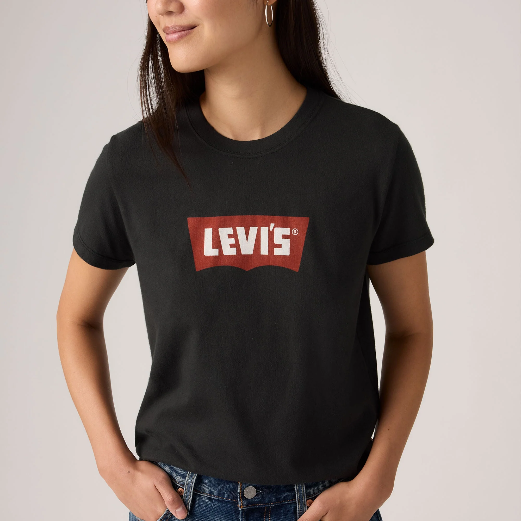 Levi's® Women's Graphic Favorite Tee - Image 4