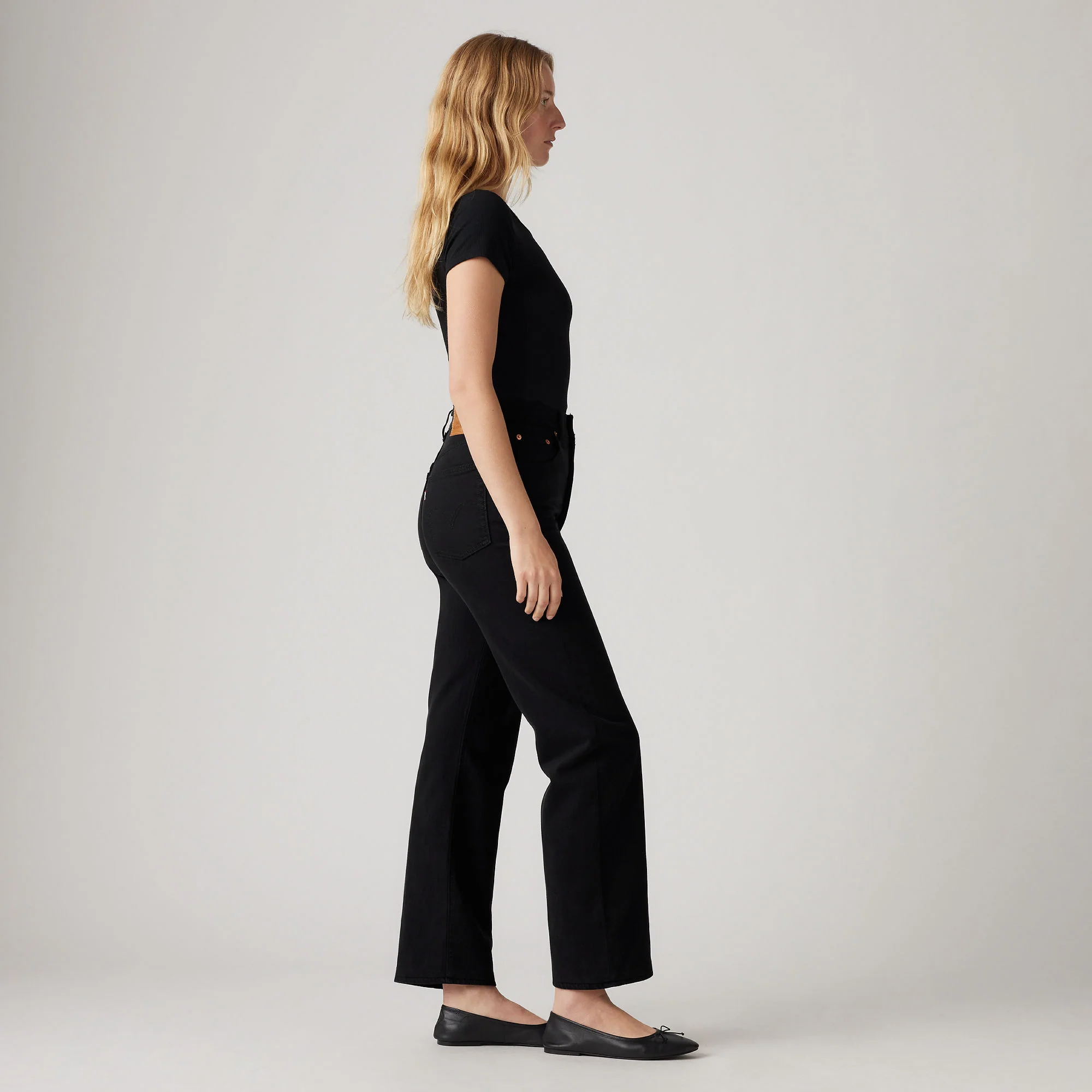 Levi's® Women's Ribcage Straight Ankle Jeans - Image 3